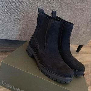 TIMBERLAND Women's Courmayeur Valley Chelsea Boots NEW in box